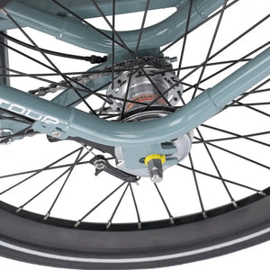 Close-up of the Aitour Heal Middle Electric Trike rear hub and drivetrain.