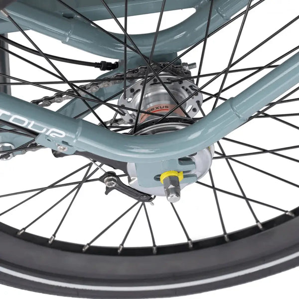 Close-up of the Aitour Heal Middle Electric Trike rear hub and drivetrain.