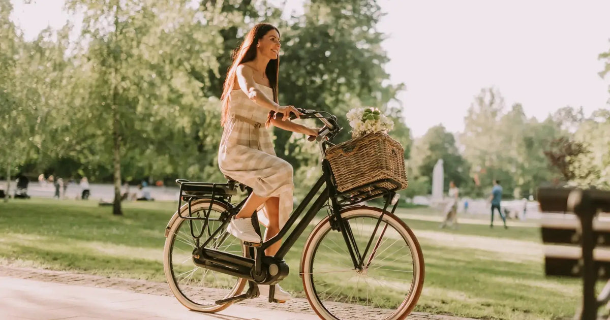 bicycle with basket womens Ktaxon Women's Bike 24/26 Inch Bicycles for Women, Beach Cruiser Bike This womens bike by Viribus is the perfect way to travel in style and safety Best Electric Bikes for Women
