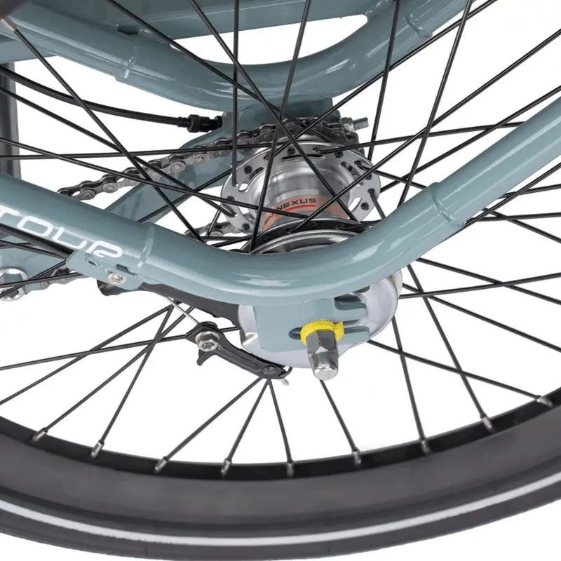 Close-up of the Aitour Heal Middle Electric Trike rear hub and drivetrain.