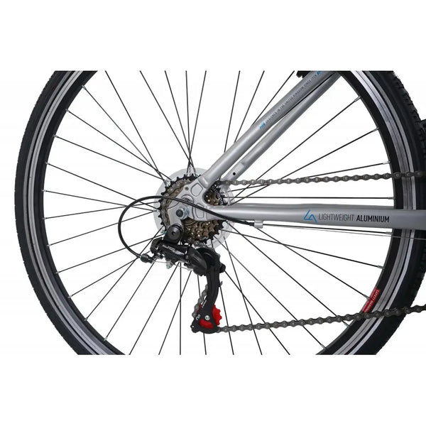 Close-up of the Shimano rear derailleur and 700c wheel on the Explorer 1.0 Low Step.