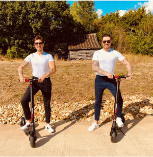 Cruzaa Commuta Electric Scooter 350W - Black