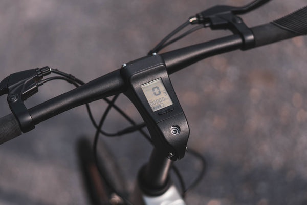 Cruzaa E-Bike with Built-In Speakers & Bluetooth 240W
