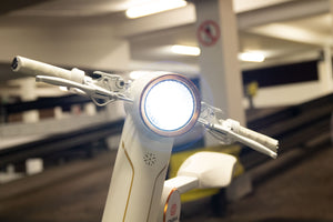 Cruzaa E-Scooter with Built-in Speakers & Bluetooth 250W