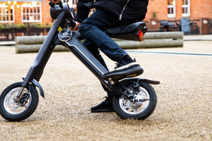 Cruzaa E-Scooter with Built-in Speakers & Bluetooth 250W