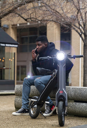 Cruzaa E-Scooter with Built-in Speakers & Bluetooth 250W