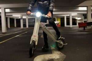 Cruzaa E-Scooter with Built-in Speakers & Bluetooth 250W
