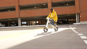 Cruzaa E-Scooter with Built-in Speakers & Bluetooth 250W