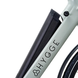 Integrated battery mounted on downtube of Hygge Lossø electric bike showing clean frame integration.