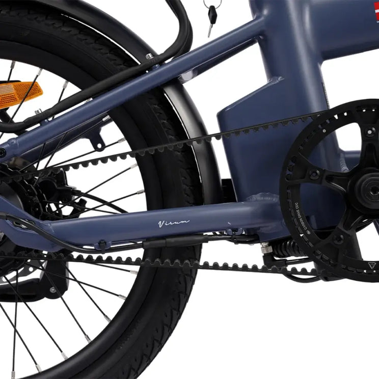 Hygge Virum electric bike belt drive drivetrain close up showing rear hub motor and clean transmission system.