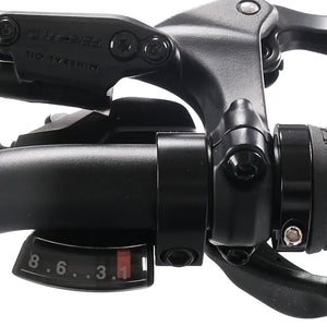 Hygge Virum folding ebike 8 speed twist gear shifter and Tektro hydraulic brake lever on handlebar.