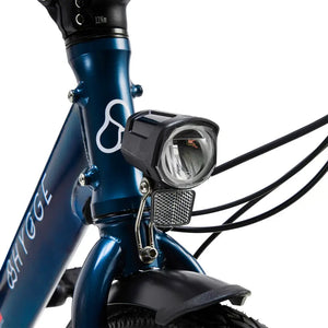 Hygge Virum electric bike front light detail showing integrated headlight for improved visibility and safe night riding.