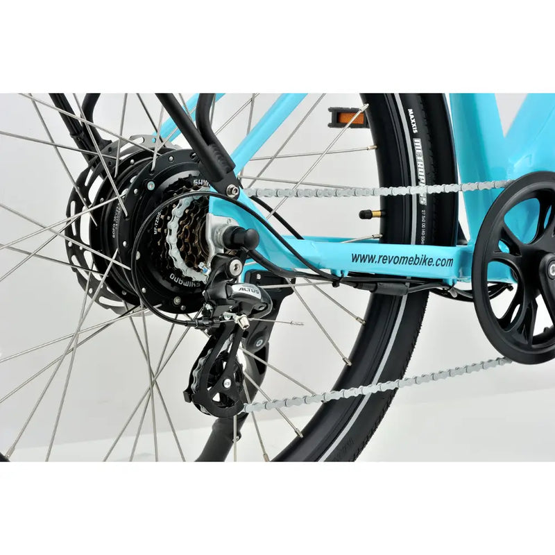 Revom U1 all-terrain e-bike rear wheel with gear system.